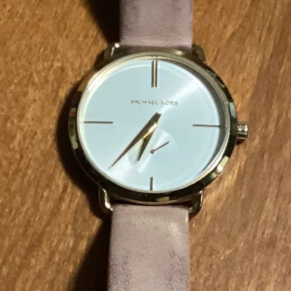 Michael Kors Portia Pink Leather Women’s Watch MK2659